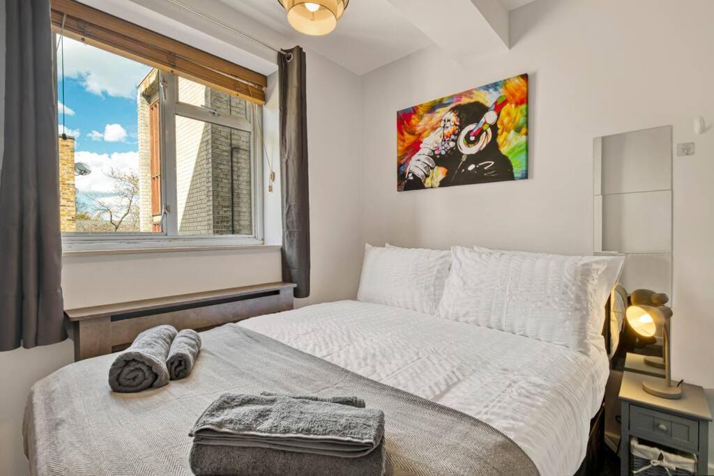 Lovely 3-Bed Clapham Common London Exterior foto