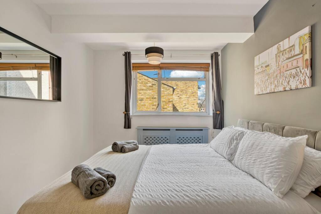 Lovely 3-Bed Clapham Common London Exterior foto