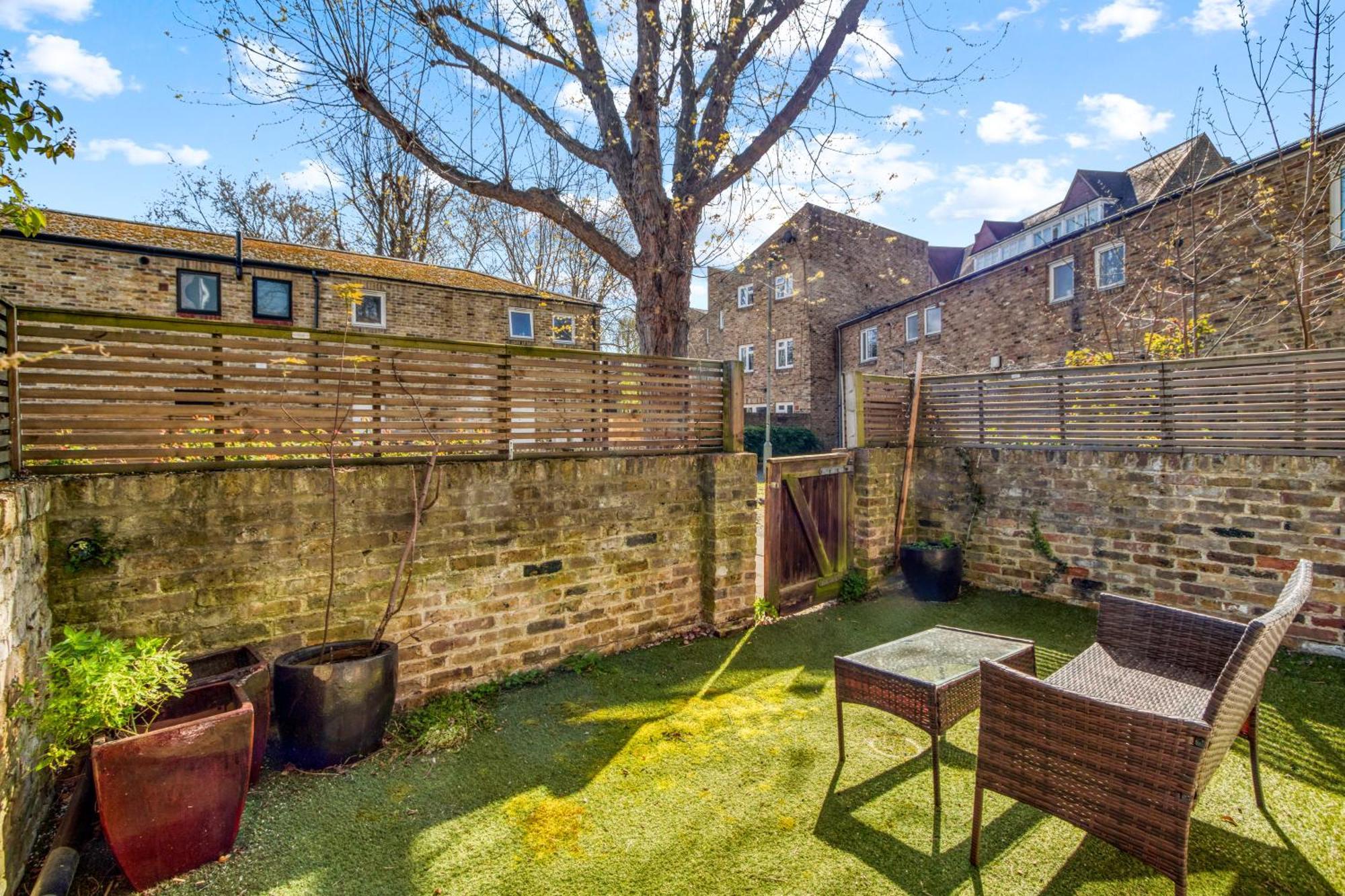 Lovely 3-Bed Clapham Common London Exterior foto